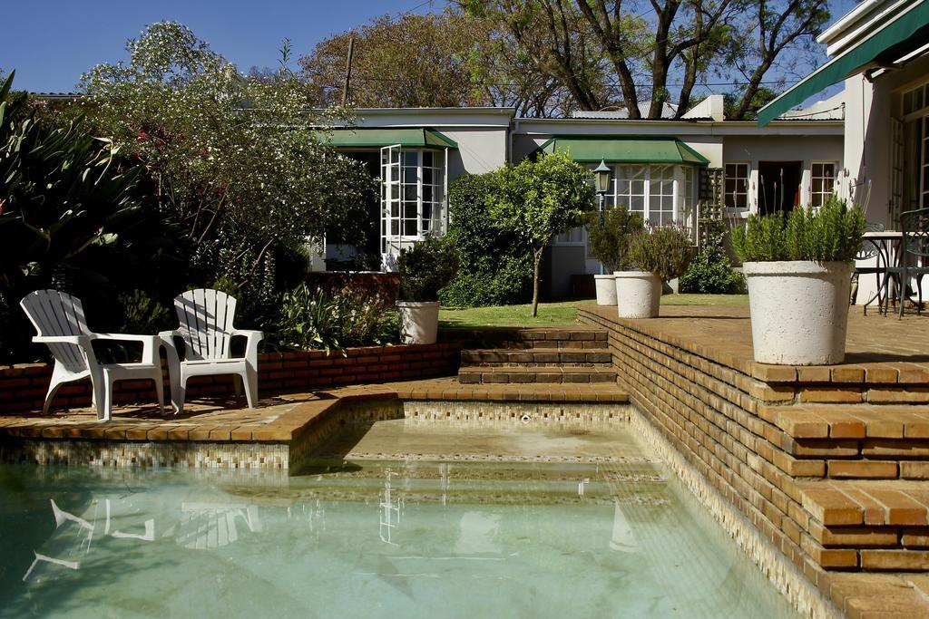 Melville Manor Guest House Йоханесбург Екстериор снимка