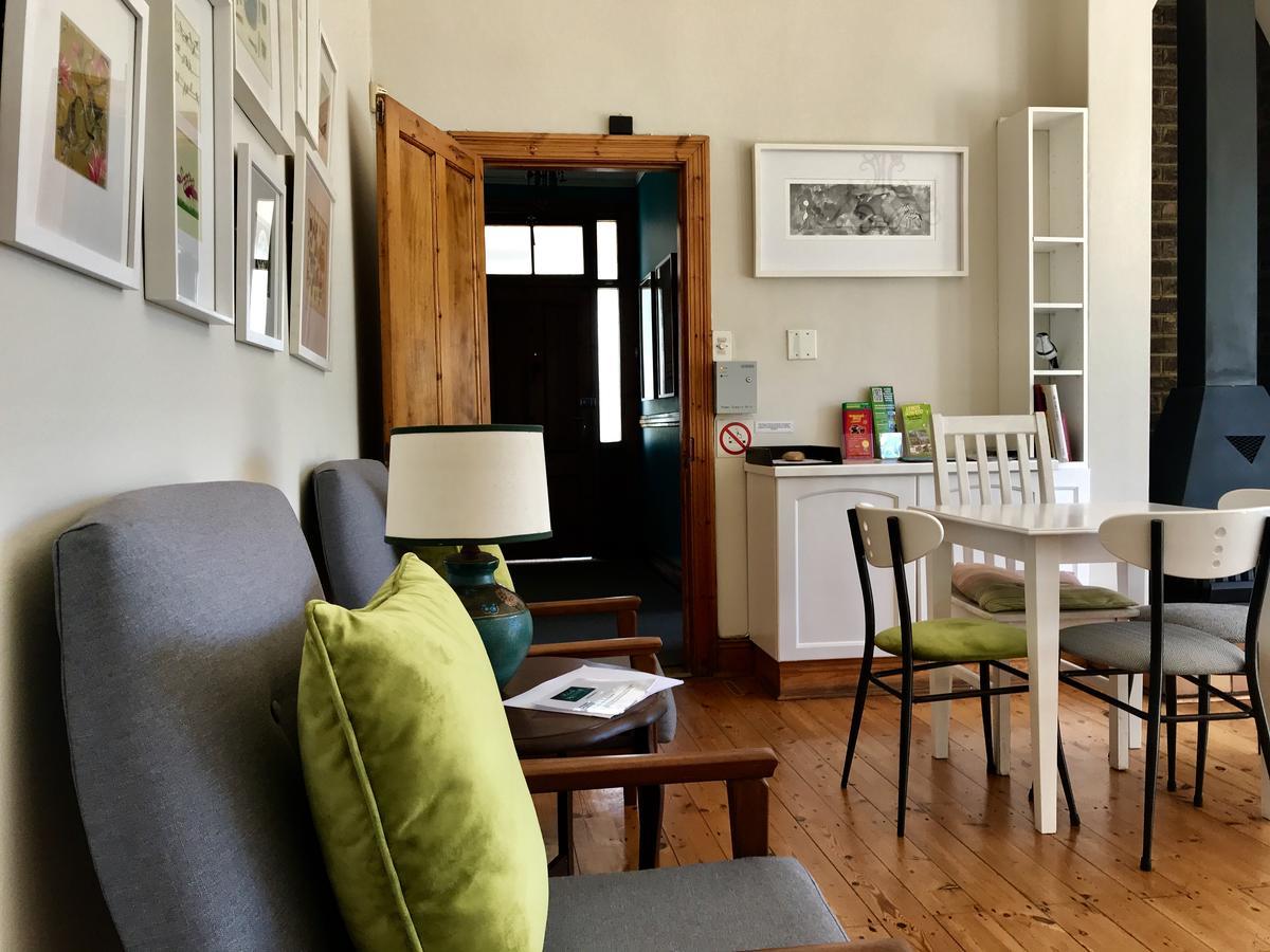 Melville Manor Guest House Йоханесбург Екстериор снимка