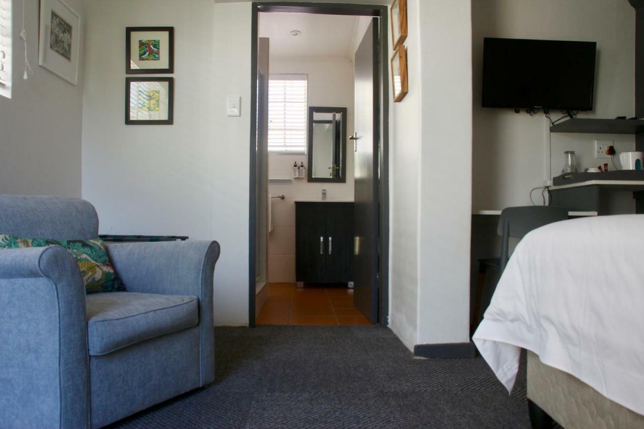 Melville Manor Guest House Йоханесбург Екстериор снимка