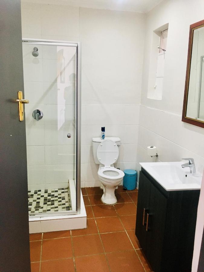 Melville Manor Guest House Йоханесбург Екстериор снимка